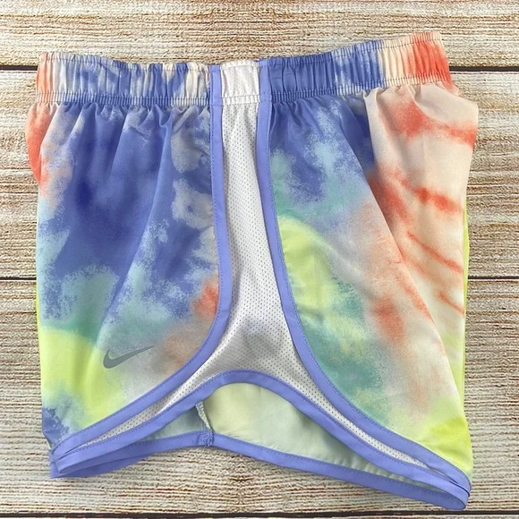 Nike Tie Dyed Active Shorts - Picture 4 of 9